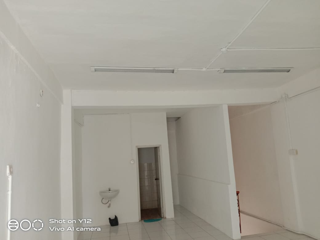 DiSewakan Rumah 3 Lantai di Suncity Square Bekasi